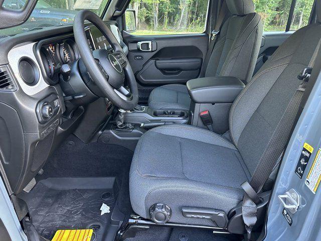 new 2025 Jeep Gladiator car, priced at $36,650