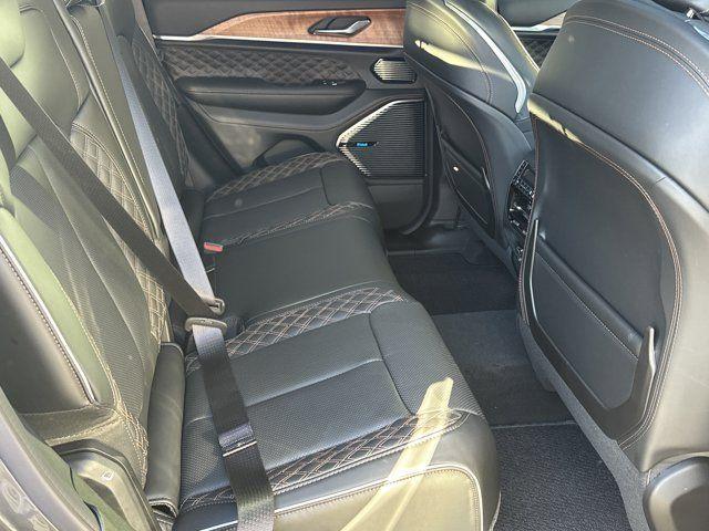 new 2025 Jeep Grand Cherokee car, priced at $60,060