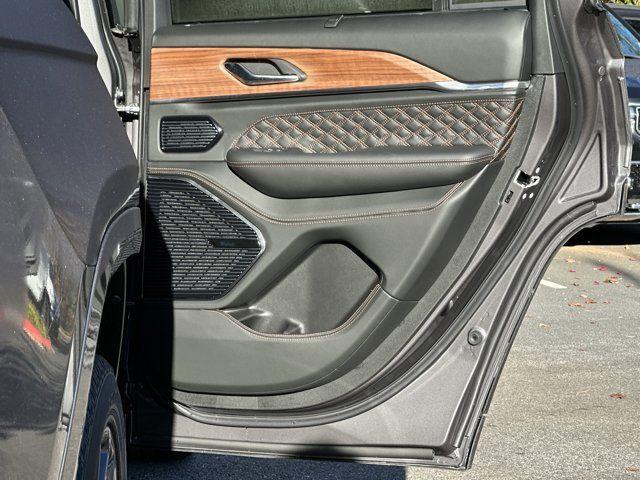 new 2025 Jeep Grand Cherokee car, priced at $60,060