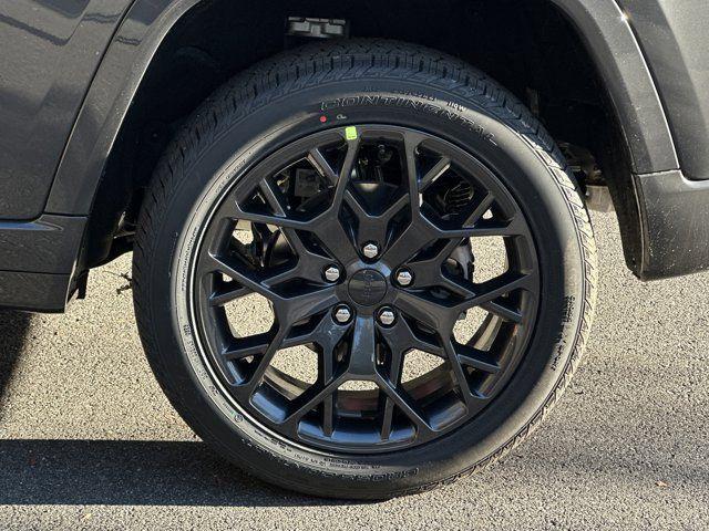 new 2025 Jeep Grand Cherokee car, priced at $60,060