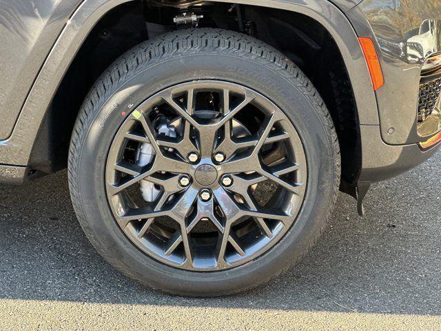 new 2025 Jeep Grand Cherokee car, priced at $60,060