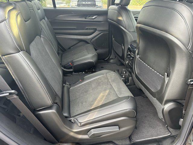 new 2025 Jeep Grand Cherokee L car, priced at $39,730