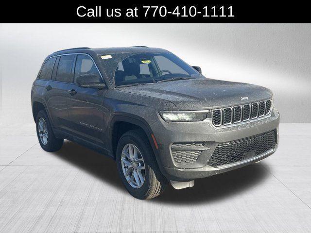 new 2025 Jeep Grand Cherokee car, priced at $33,175