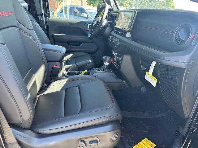 new 2025 Jeep Wrangler car, priced at $52,680