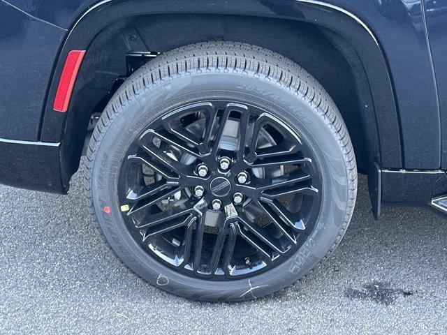 new 2025 Jeep Wagoneer L car, priced at $69,425