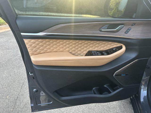 used 2022 Jeep Grand Cherokee car, priced at $39,991