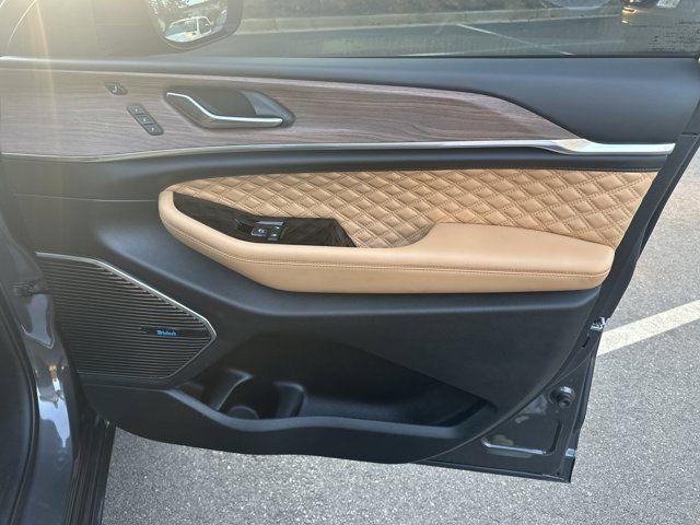 used 2022 Jeep Grand Cherokee car, priced at $39,991