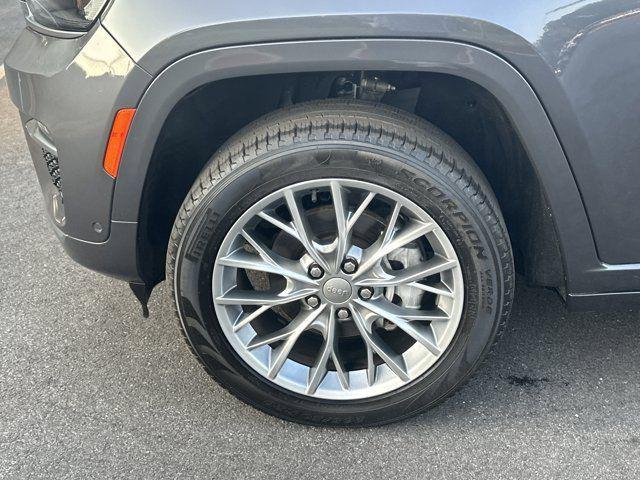 used 2022 Jeep Grand Cherokee car, priced at $39,991