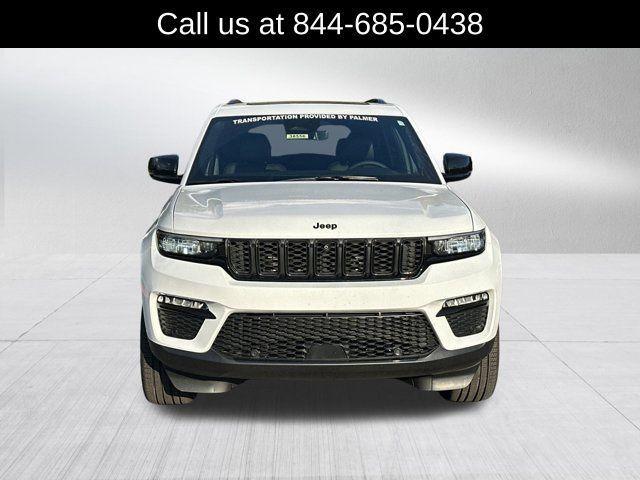 new 2025 Jeep Grand Cherokee car, priced at $43,135