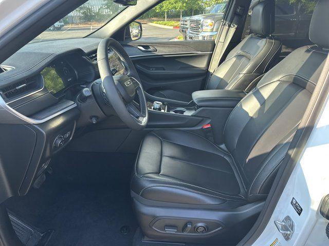 new 2025 Jeep Grand Cherokee car, priced at $43,135