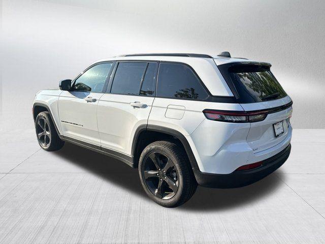 new 2025 Jeep Grand Cherokee car, priced at $43,135