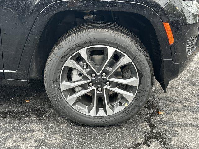 new 2025 Jeep Grand Cherokee car, priced at $50,085