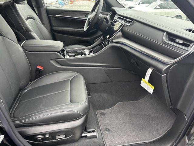 new 2025 Jeep Grand Cherokee car, priced at $50,085