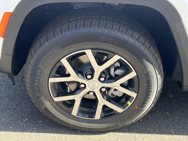 new 2025 Jeep Grand Cherokee car, priced at $36,415