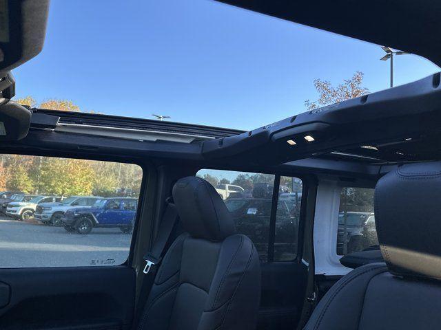 new 2026 Jeep Wrangler car, priced at $51,245