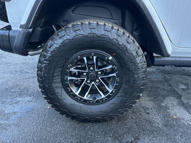 new 2026 Jeep Wrangler car, priced at $59,975