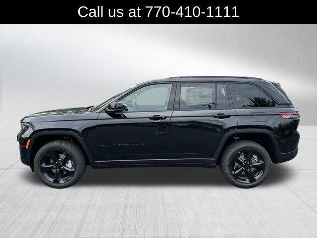 new 2024 Jeep Grand Cherokee car, priced at $45,235