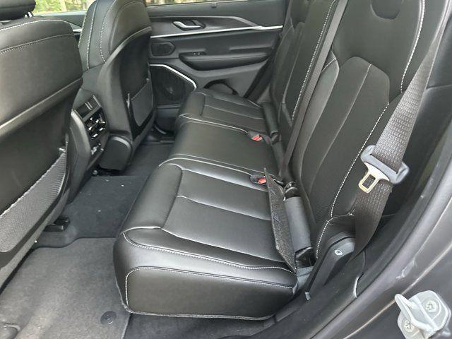 new 2025 Jeep Grand Cherokee car, priced at $44,435