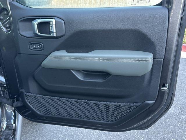 new 2026 Jeep Gladiator car, priced at $59,510