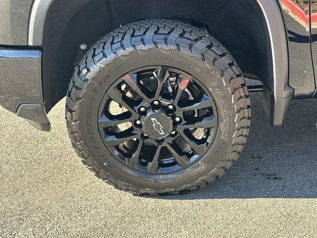used 2025 Chevrolet Silverado 2500 car, priced at $62,991
