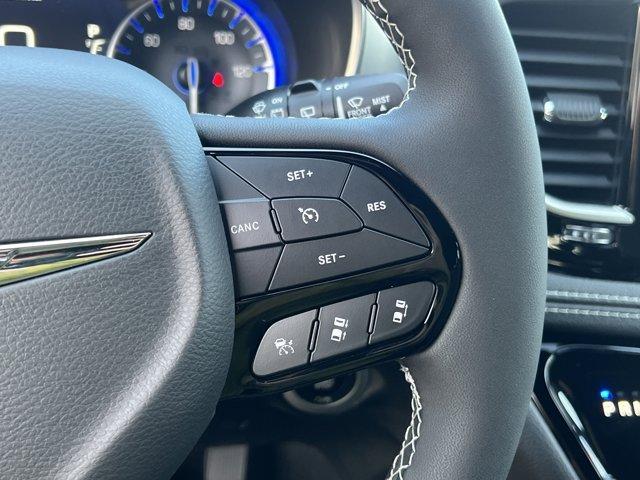 new 2026 Chrysler Pacifica car, priced at $47,025