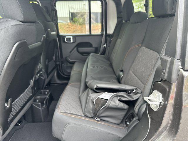 new 2025 Jeep Gladiator car, priced at $48,630