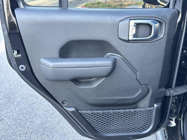 new 2026 Jeep Gladiator car, priced at $56,780