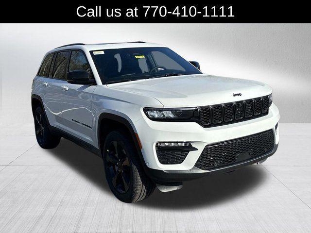 new 2025 Jeep Grand Cherokee car, priced at $46,640