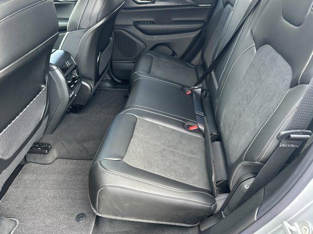 new 2025 Jeep Grand Cherokee car, priced at $37,730