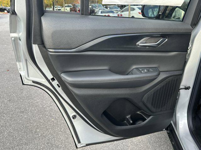 new 2025 Jeep Grand Cherokee car, priced at $37,730