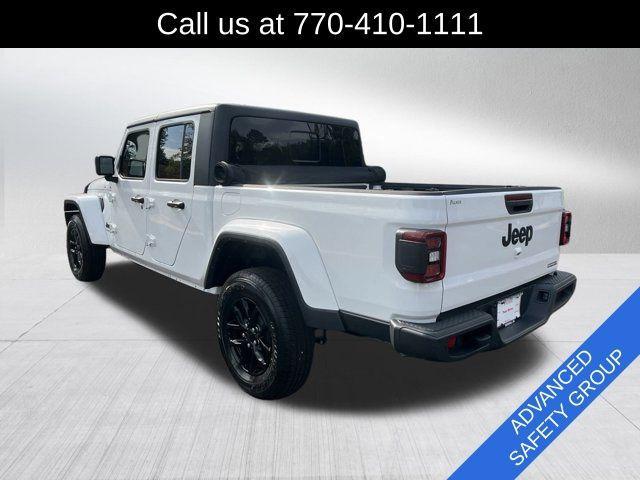 used 2022 Jeep Gladiator car, priced at $38,491