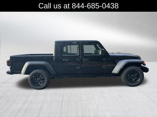 new 2025 Jeep Gladiator car, priced at $37,650