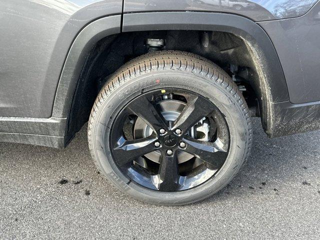 new 2025 Jeep Grand Cherokee L car, priced at $60,330