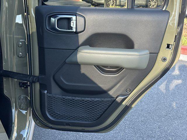 new 2026 Jeep Gladiator car, priced at $59,510