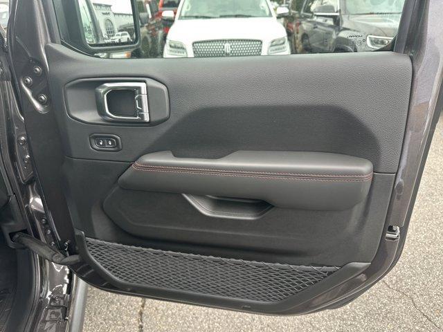 new 2025 Jeep Wrangler car, priced at $51,180