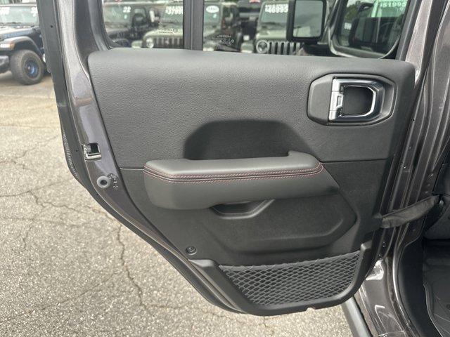 new 2025 Jeep Wrangler car, priced at $51,180