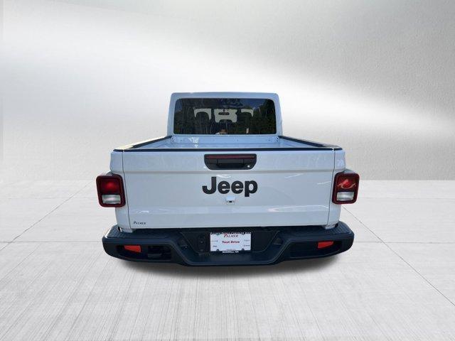 new 2025 Jeep Gladiator car, priced at $37,885