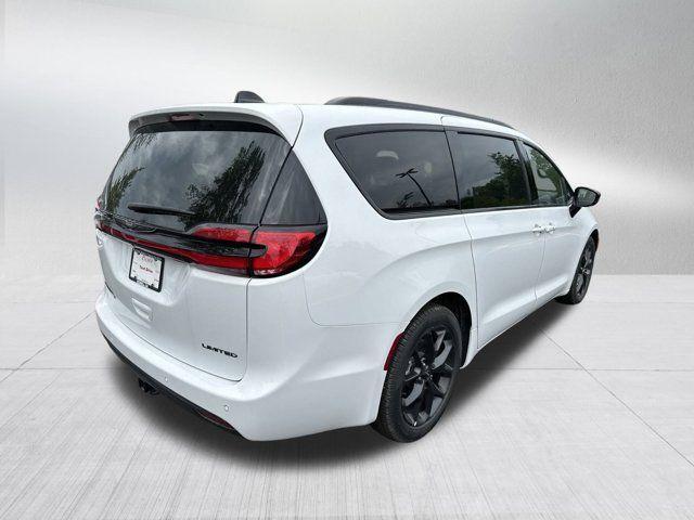 new 2024 Chrysler Pacifica car, priced at $47,460