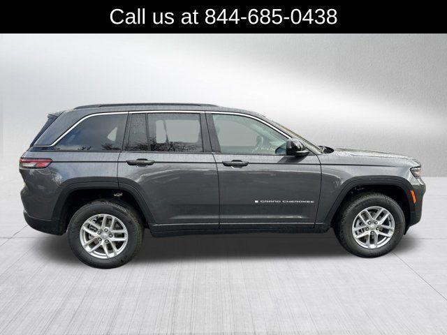 new 2025 Jeep Grand Cherokee car, priced at $33,375
