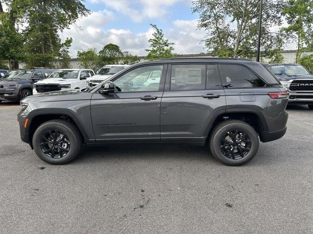 new 2025 Jeep Grand Cherokee car, priced at $44,730