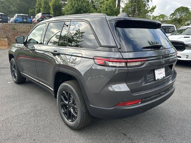 new 2025 Jeep Grand Cherokee car, priced at $44,730