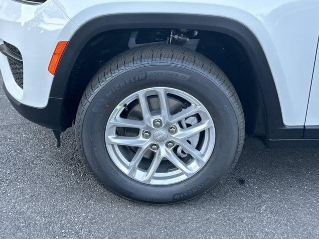 new 2025 Jeep Grand Cherokee car, priced at $32,780