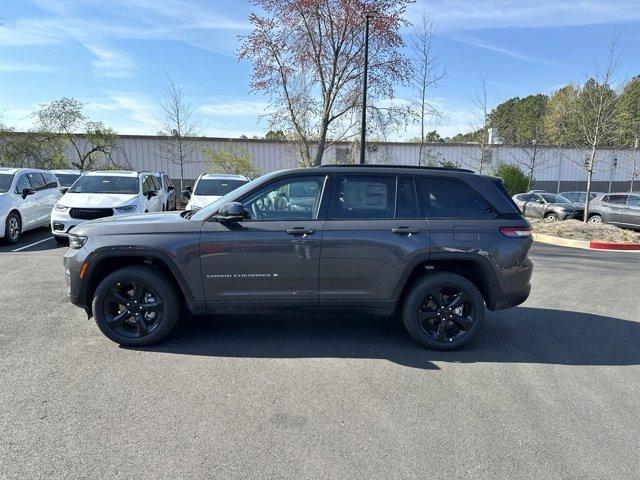 new 2024 Jeep Grand Cherokee car, priced at $51,235