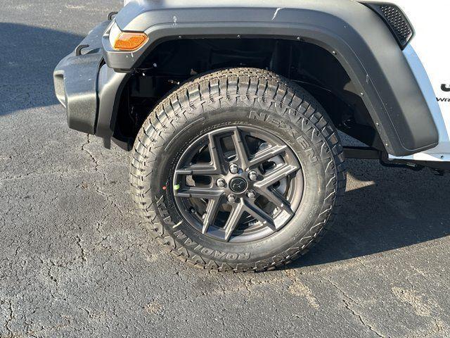 new 2025 Jeep Wrangler car, priced at $42,945