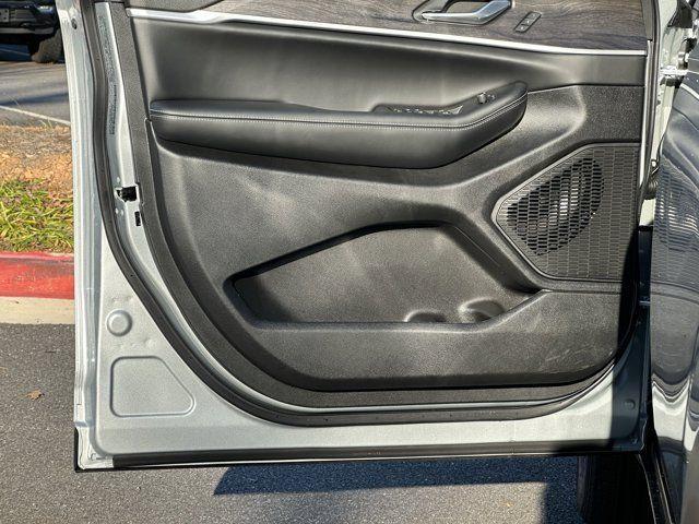 new 2025 Jeep Grand Cherokee car, priced at $43,730