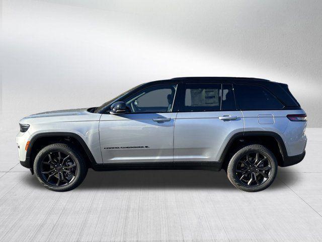 new 2025 Jeep Grand Cherokee car, priced at $43,730