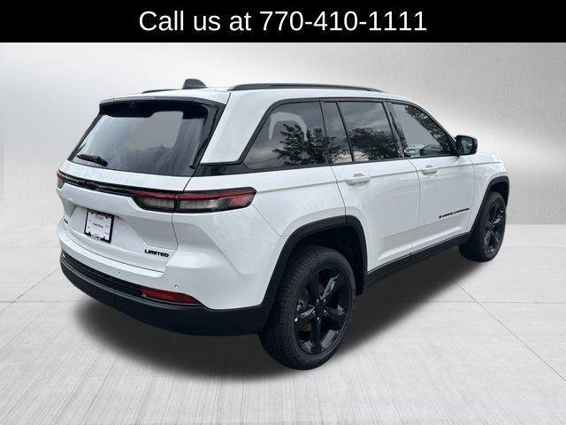 new 2025 Jeep Grand Cherokee car, priced at $52,640