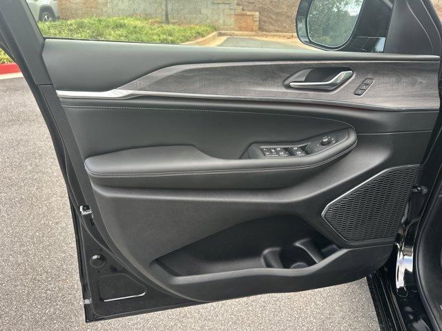 new 2025 Jeep Grand Cherokee L car, priced at $51,585