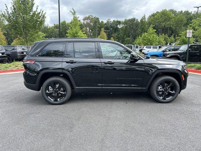 new 2024 Jeep Grand Cherokee car, priced at $49,230