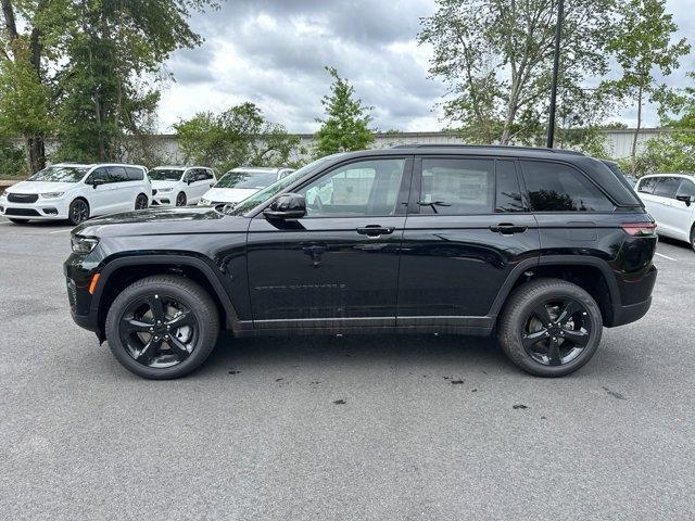 new 2024 Jeep Grand Cherokee car, priced at $49,230